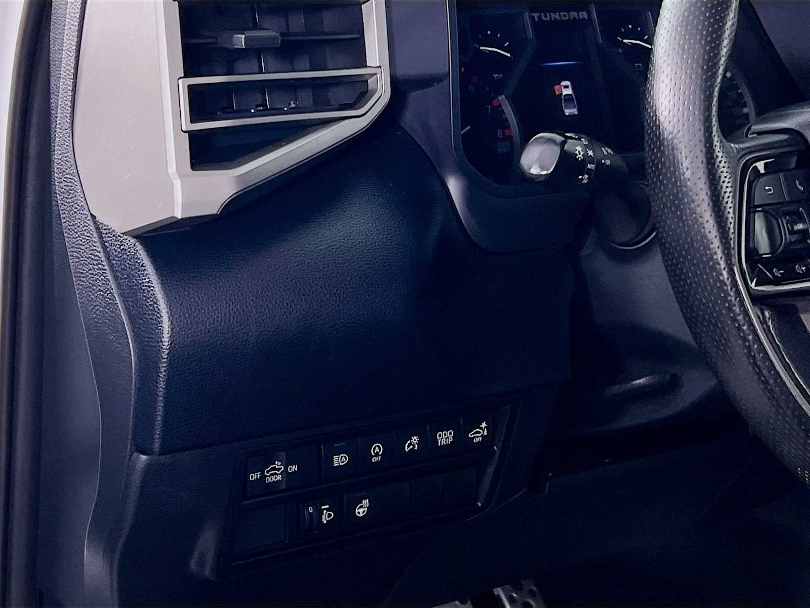 2022 Toyota Tundra SR5 - Photo 10