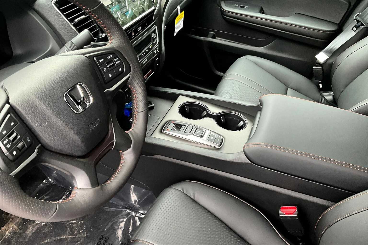 2025 Honda Ridgeline TrailSport - Photo 14