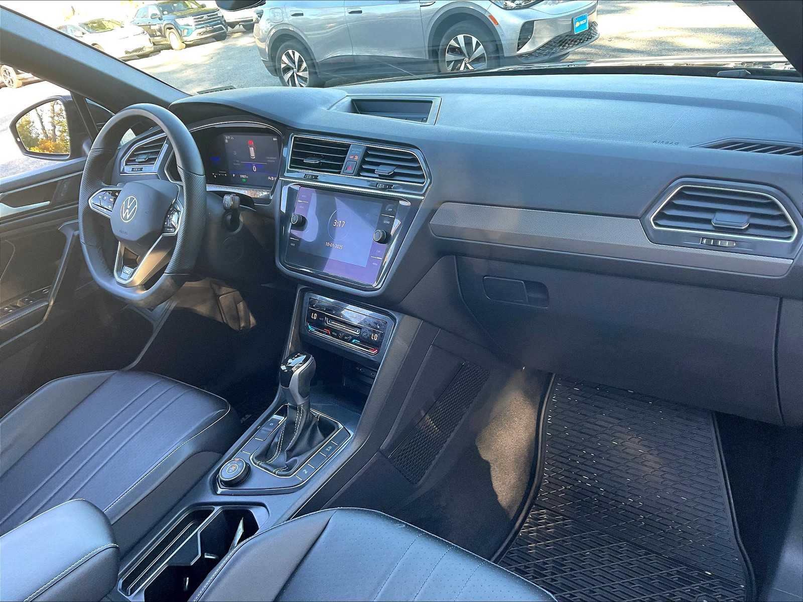 2022 Volkswagen Tiguan SE R-Line Black - Photo 14