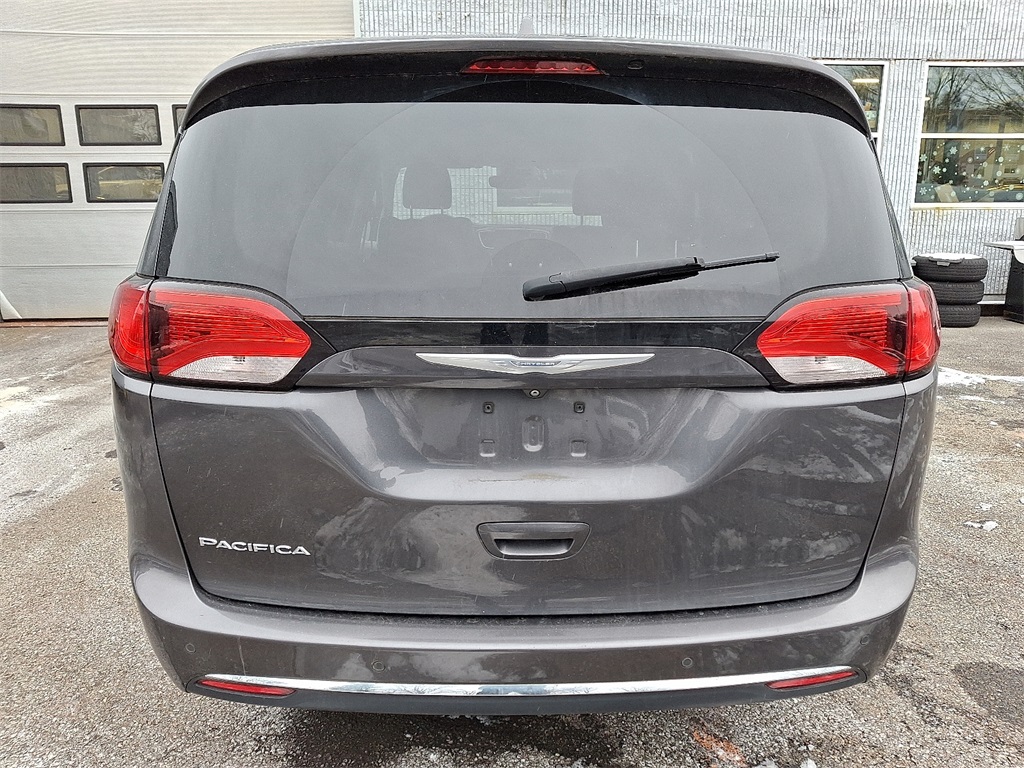 2017 Chrysler Pacifica Touring L Plus - Photo 5