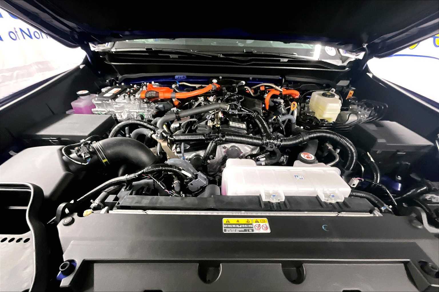 2025 Toyota Tacoma Limited Hybrid - Photo 16
