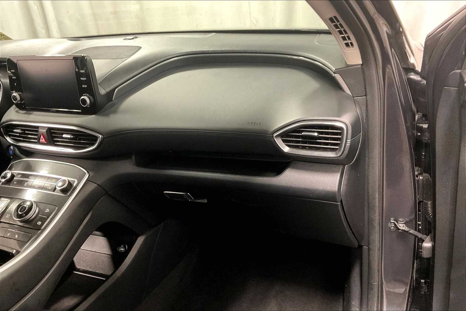 2022 Hyundai Santa Fe SEL - Photo 13