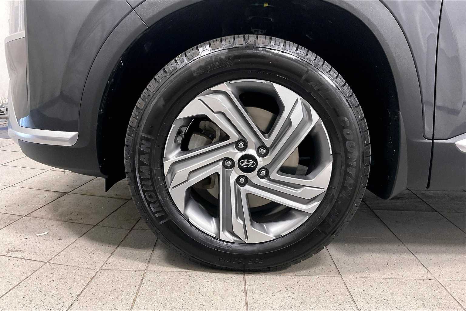 2022 Hyundai Santa Fe SEL - Photo 7