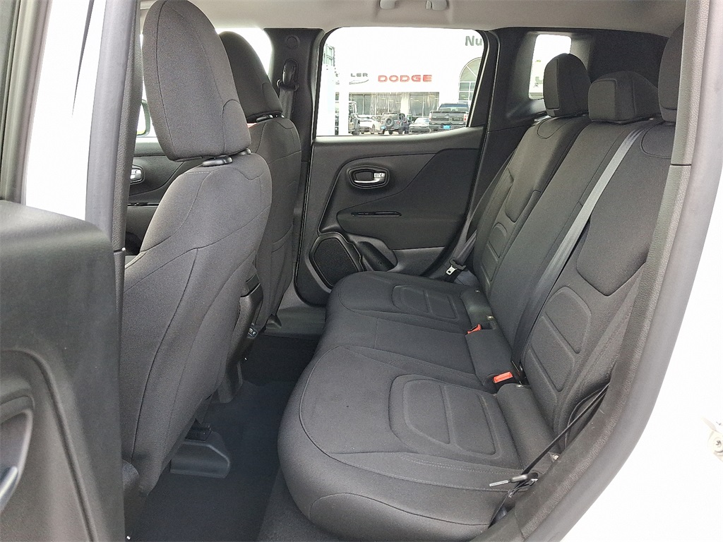 2021 Jeep Renegade Latitude - Photo 11