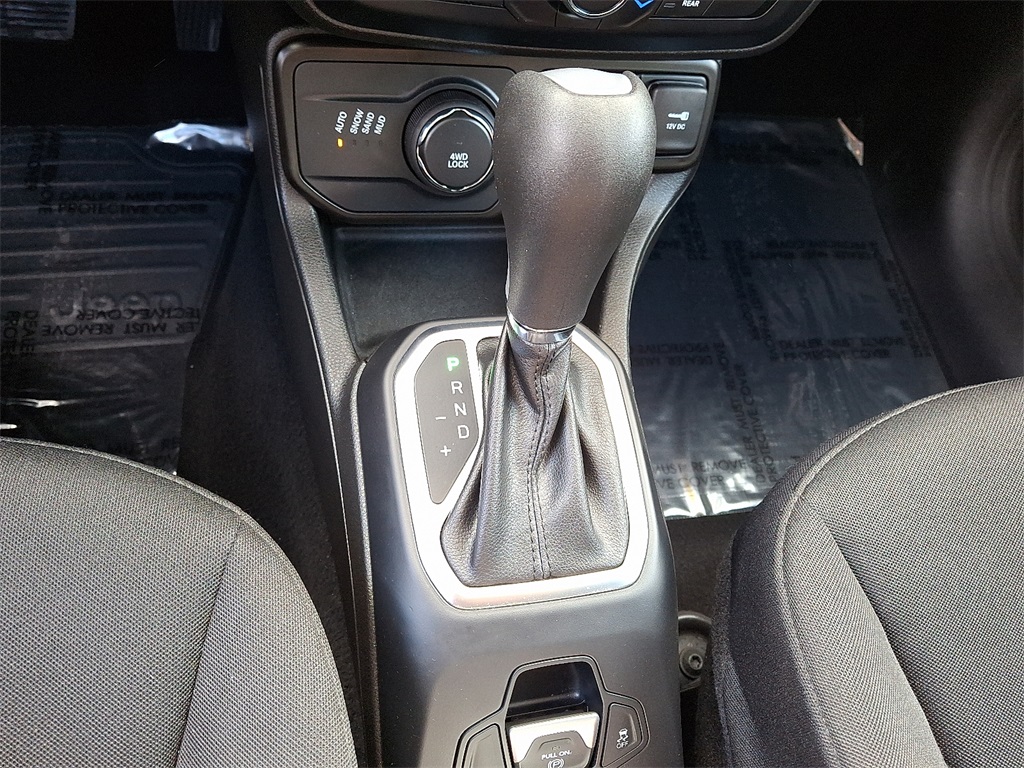2021 Jeep Renegade Latitude - Photo 15