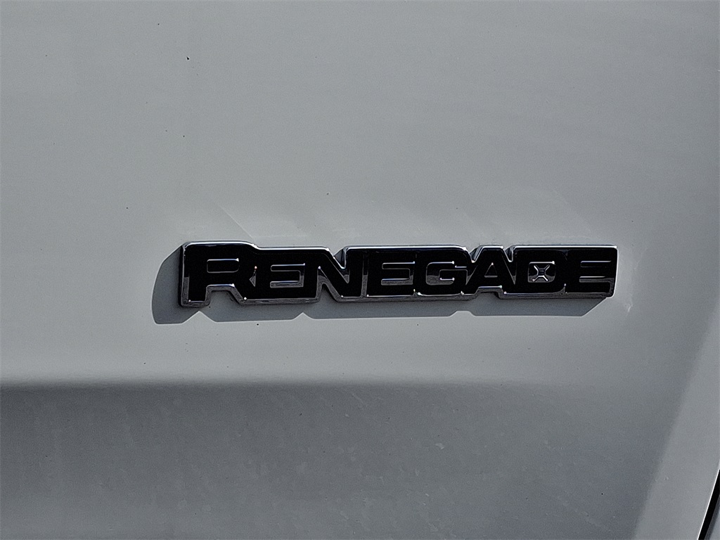 2021 Jeep Renegade Latitude - Photo 30