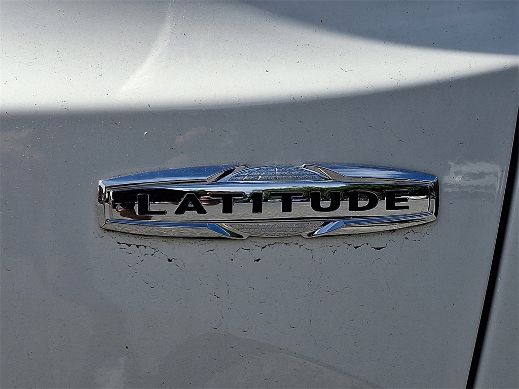 2021 Jeep Renegade Latitude - Photo 9