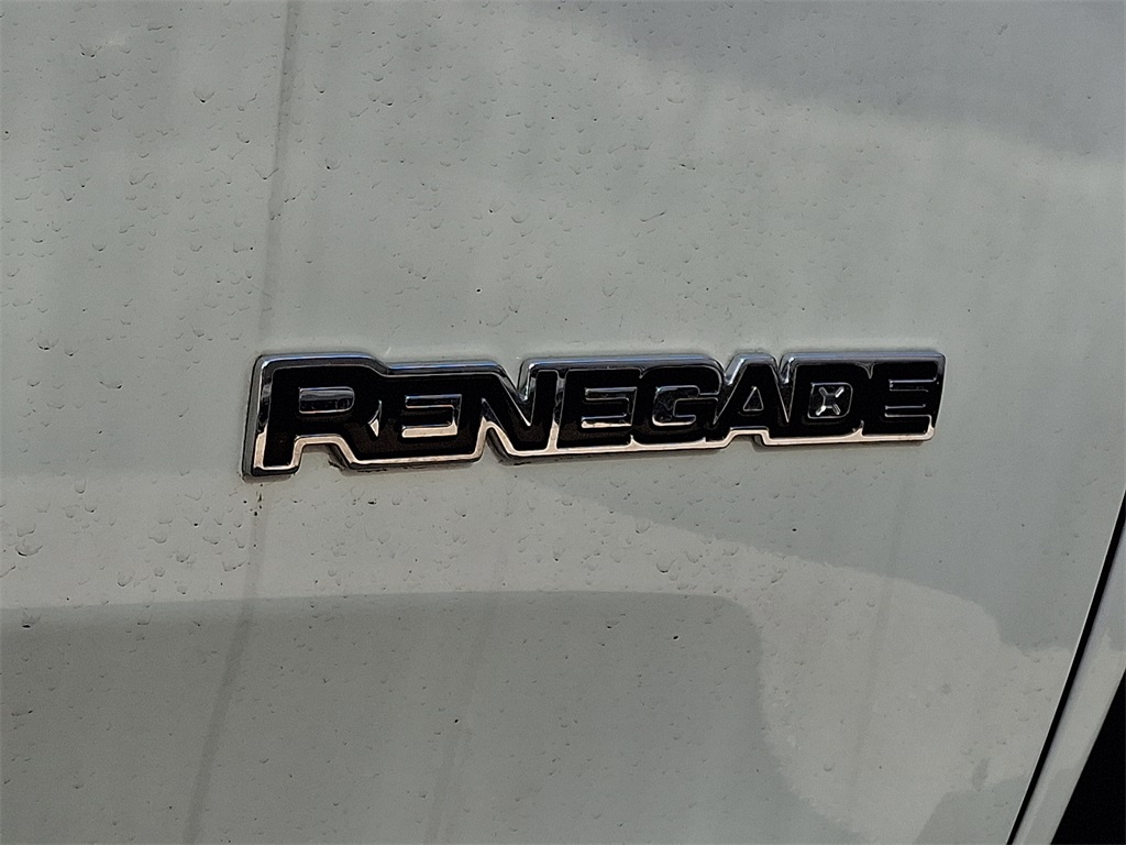 2021 Jeep Renegade Latitude - Photo 10