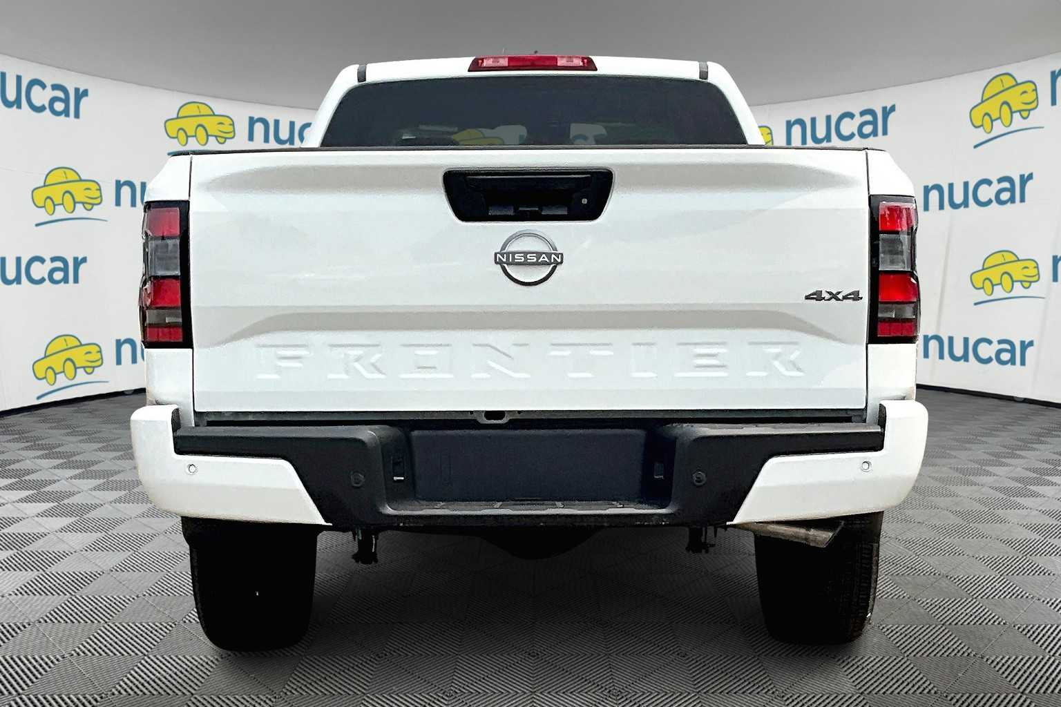 2025 Nissan Frontier SV - Photo 5
