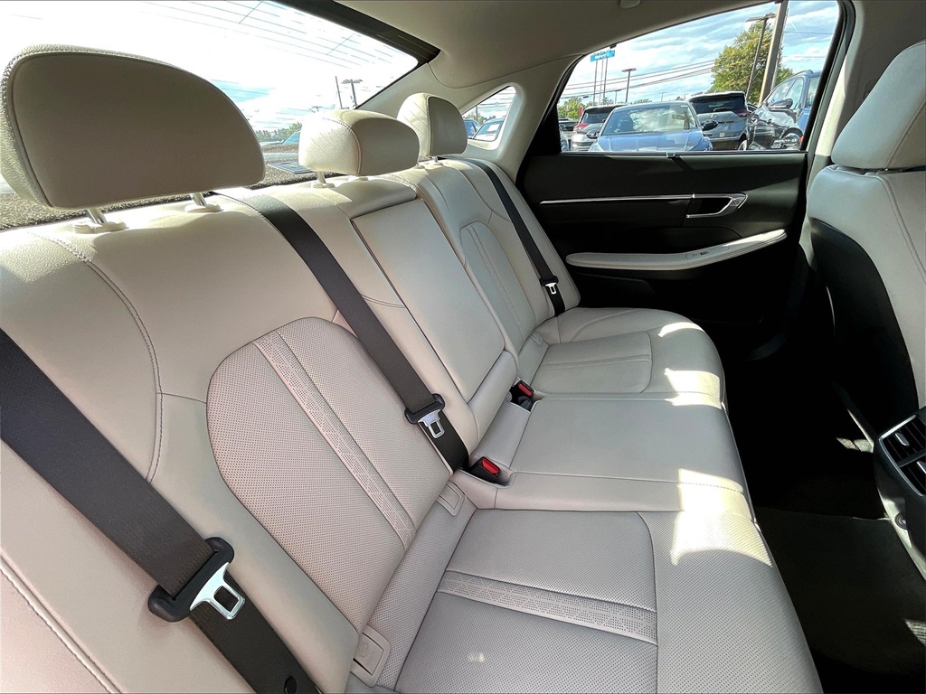 2022 Hyundai Sonata Hybrid Limited - Photo 15