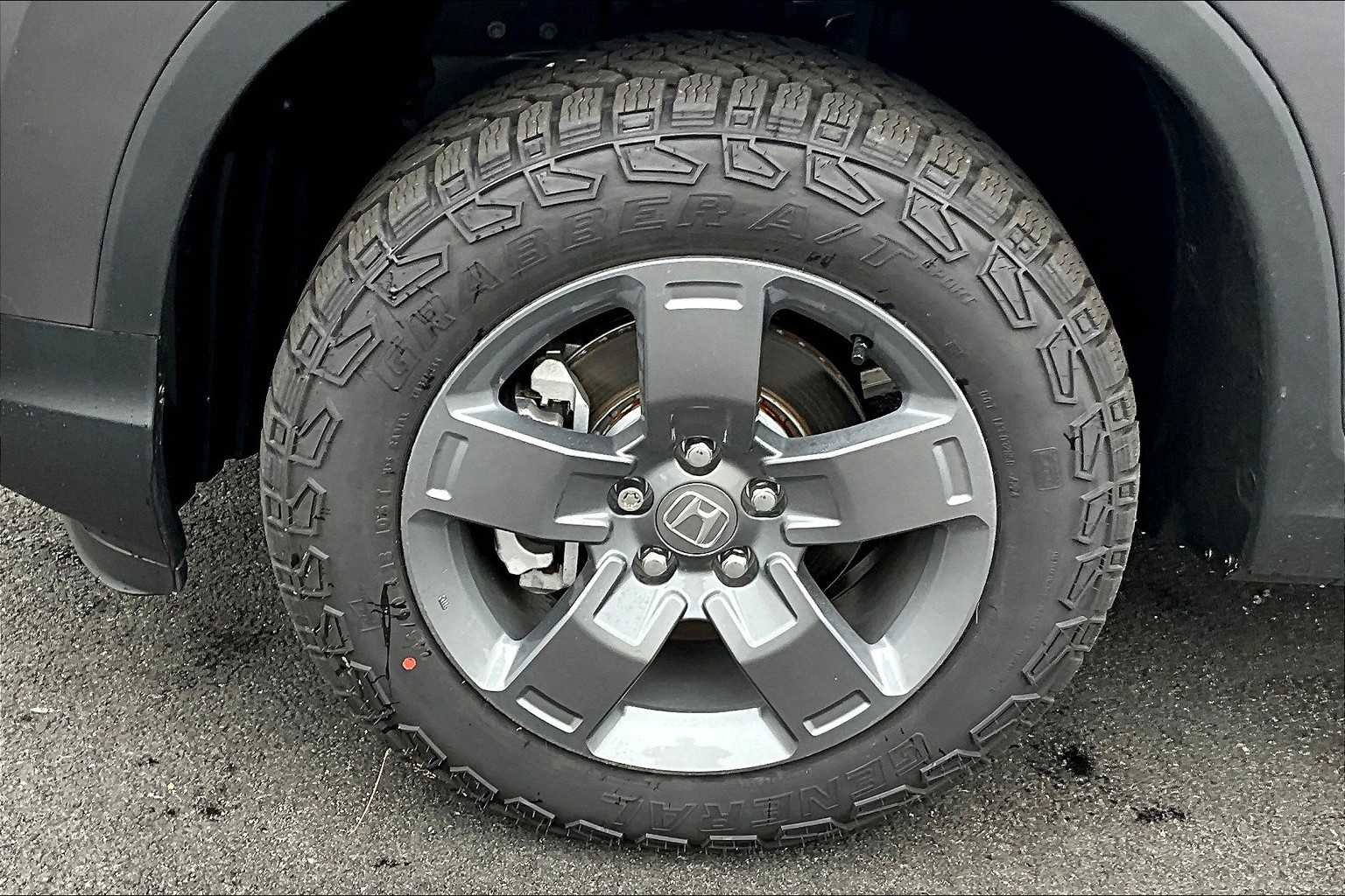 2025 Honda Ridgeline TrailSport - Photo 8