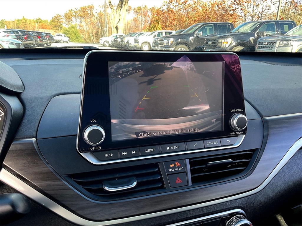 2023 Nissan Altima 2.5 SV - Photo 18