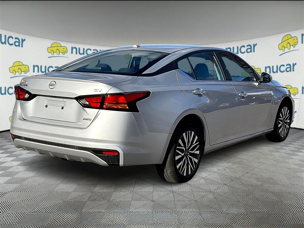 2023 Nissan Altima 2.5 SV - Photo 6