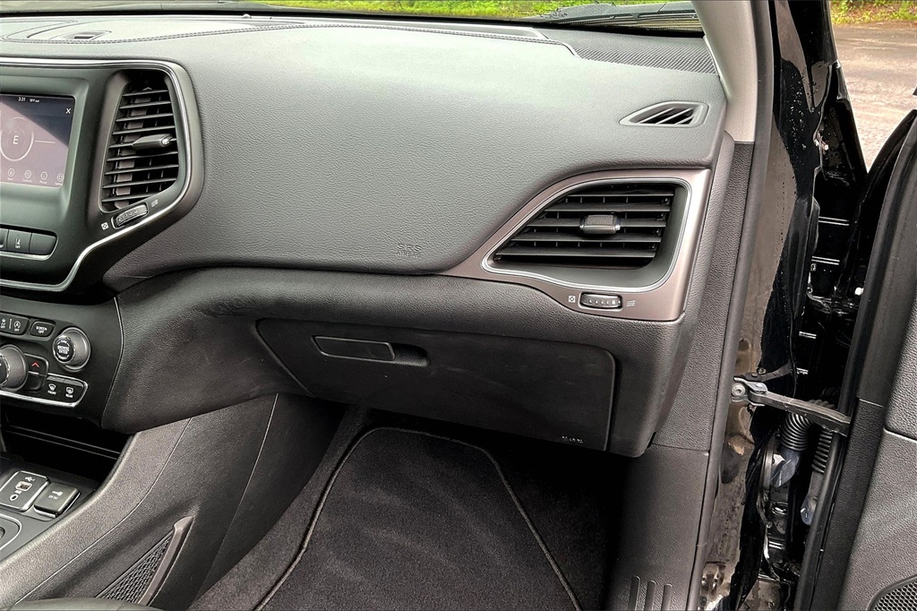 2021 Jeep Cherokee Latitude Plus - Photo 13
