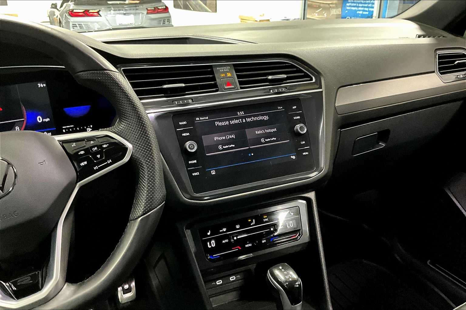 2022 Volkswagen Tiguan SE R-Line Black - Photo 18