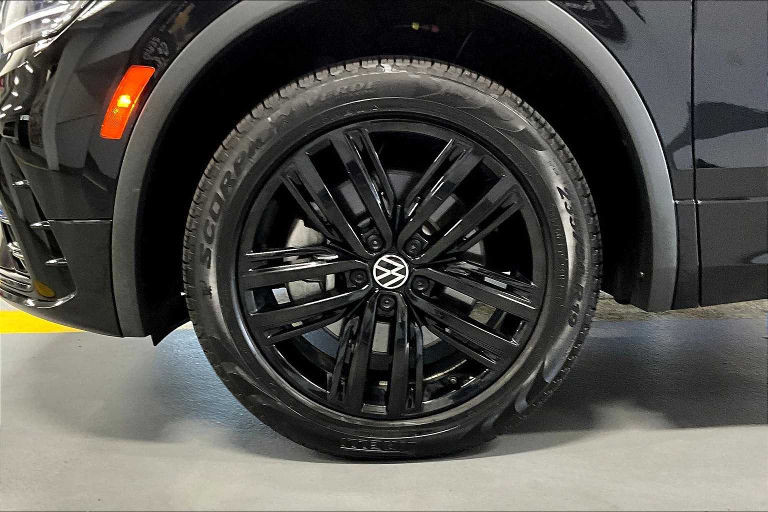 2022 Volkswagen Tiguan SE R-Line Black - Photo 7
