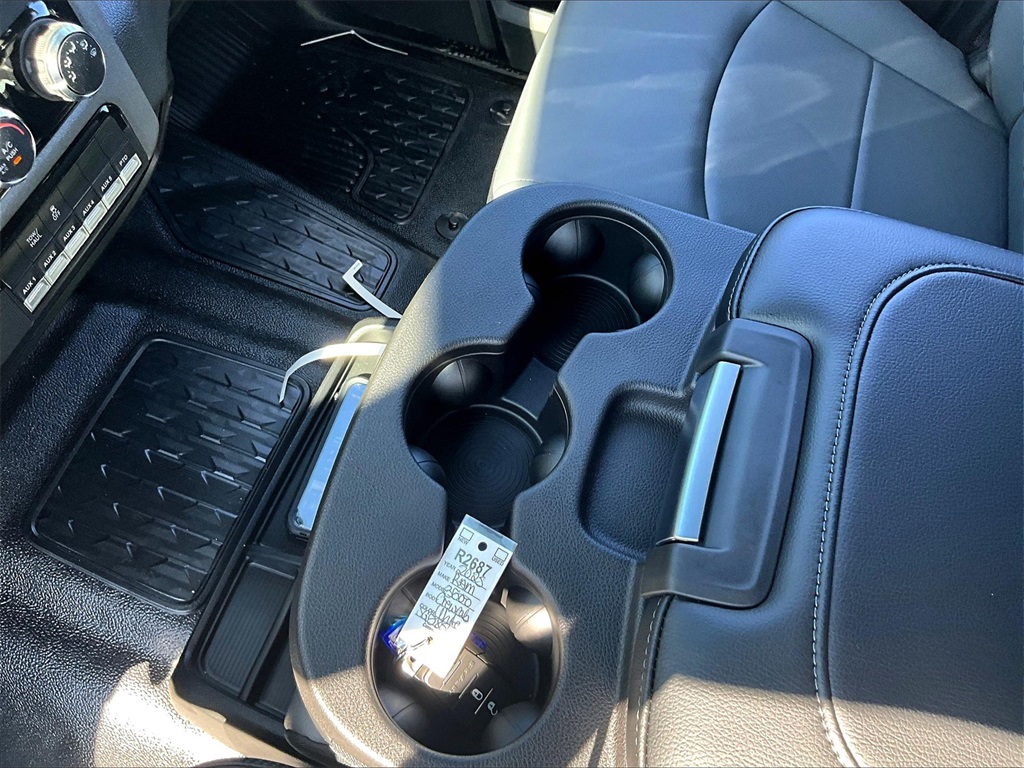 2025 Ram 3500 Tradesman - Photo 14