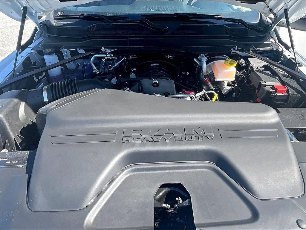 2025 Ram 3500 Tradesman - Photo 16