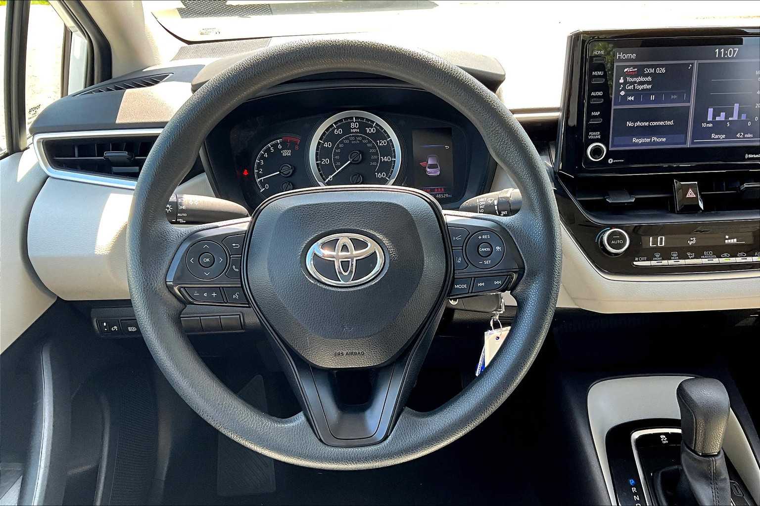 2022 Toyota Corolla LE - Photo 17