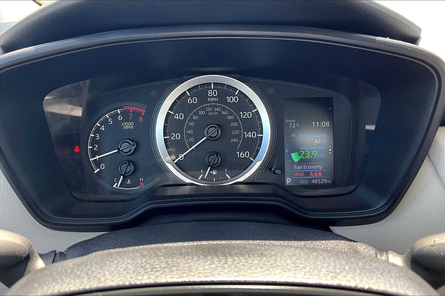 2022 Toyota Corolla LE - Photo 25