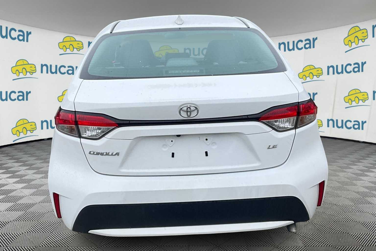 2022 Toyota Corolla LE - Photo 3