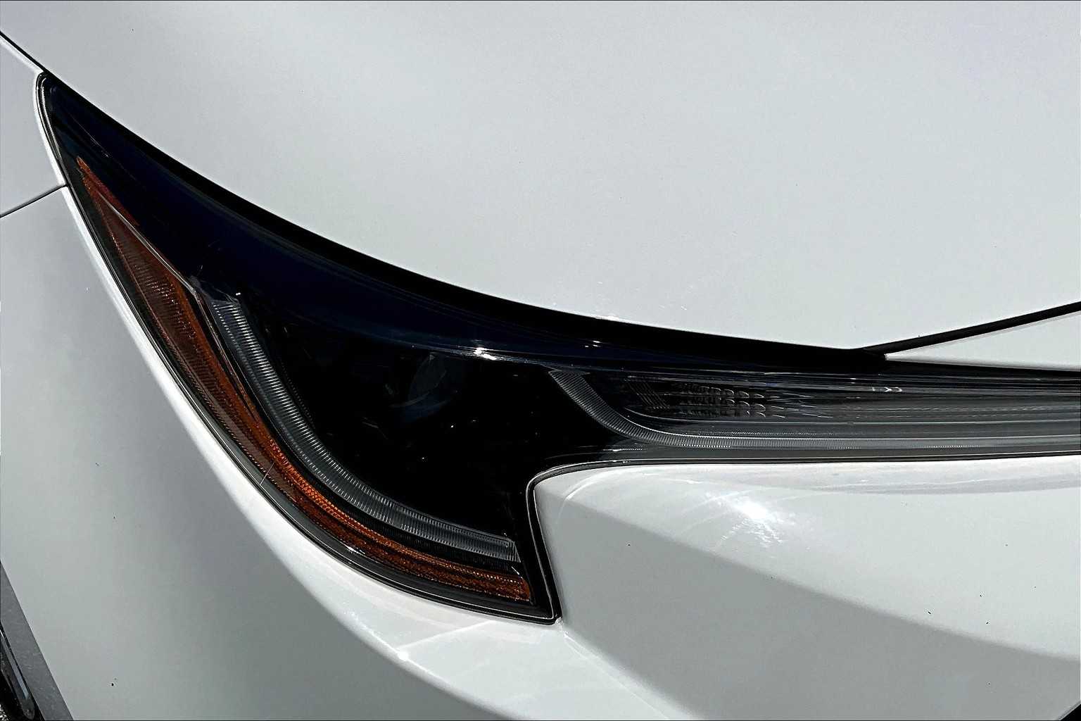 2022 Toyota Corolla LE - Photo 33