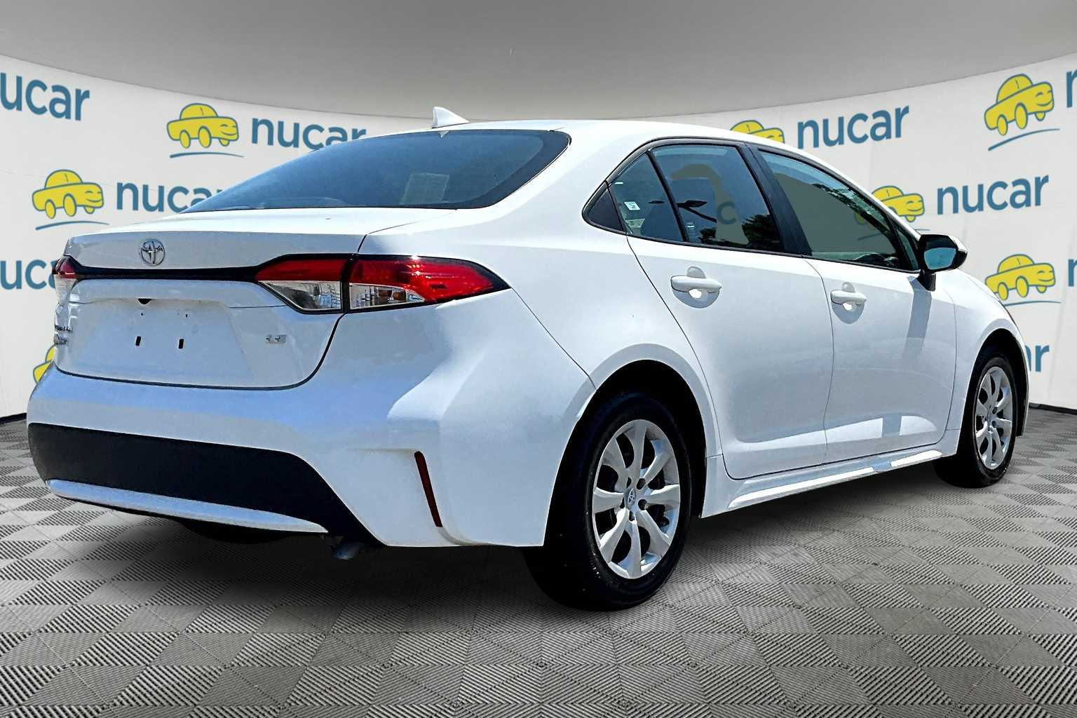 2022 Toyota Corolla LE - Photo 6