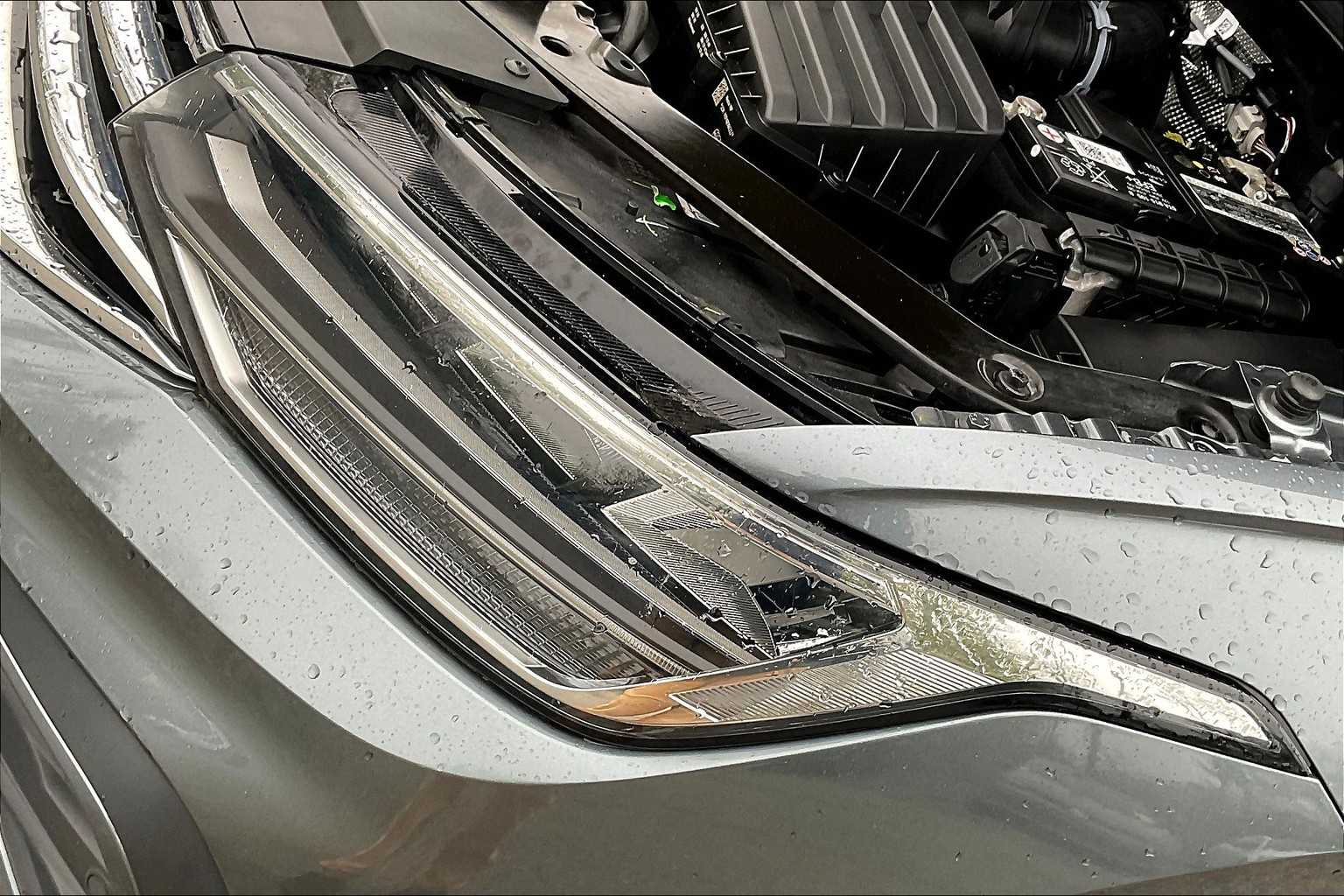 2022 Volkswagen Tiguan SE - Photo 33