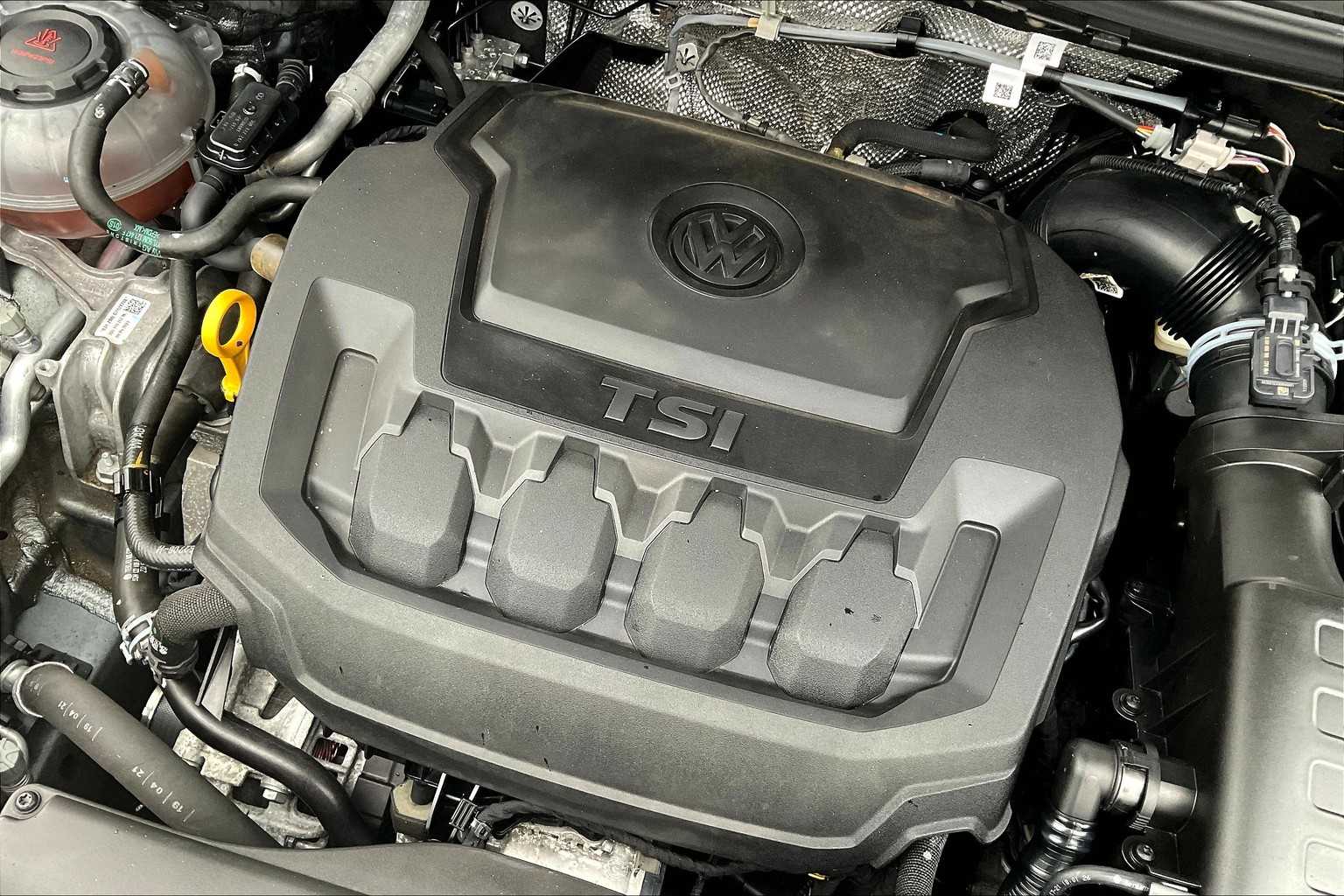 2022 Volkswagen Tiguan SE - Photo 35