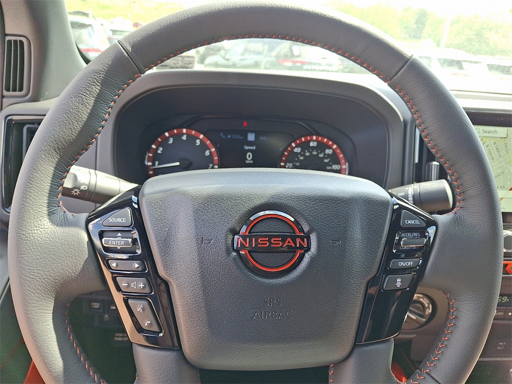 2025 Nissan Frontier PRO-4X - Photo 15