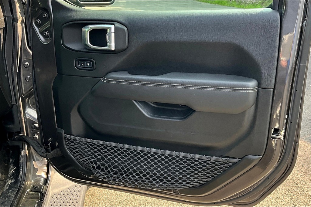 2021 Jeep Wrangler Unlimited Sahara - Photo 12