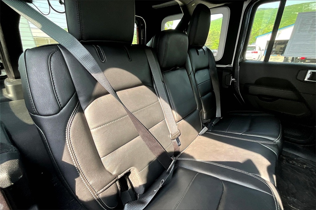2021 Jeep Wrangler Unlimited Sahara - Photo 16