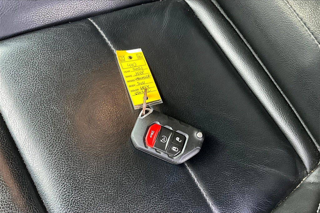 2021 Jeep Wrangler Unlimited Sahara - Photo 28