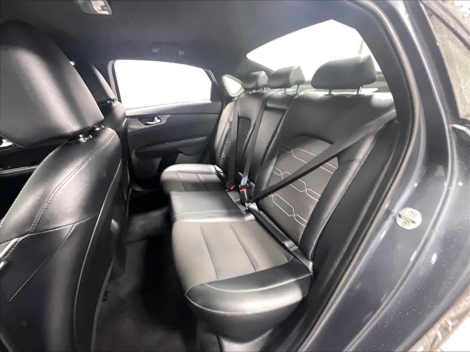 2023 Kia Forte GT-Line - Photo 15