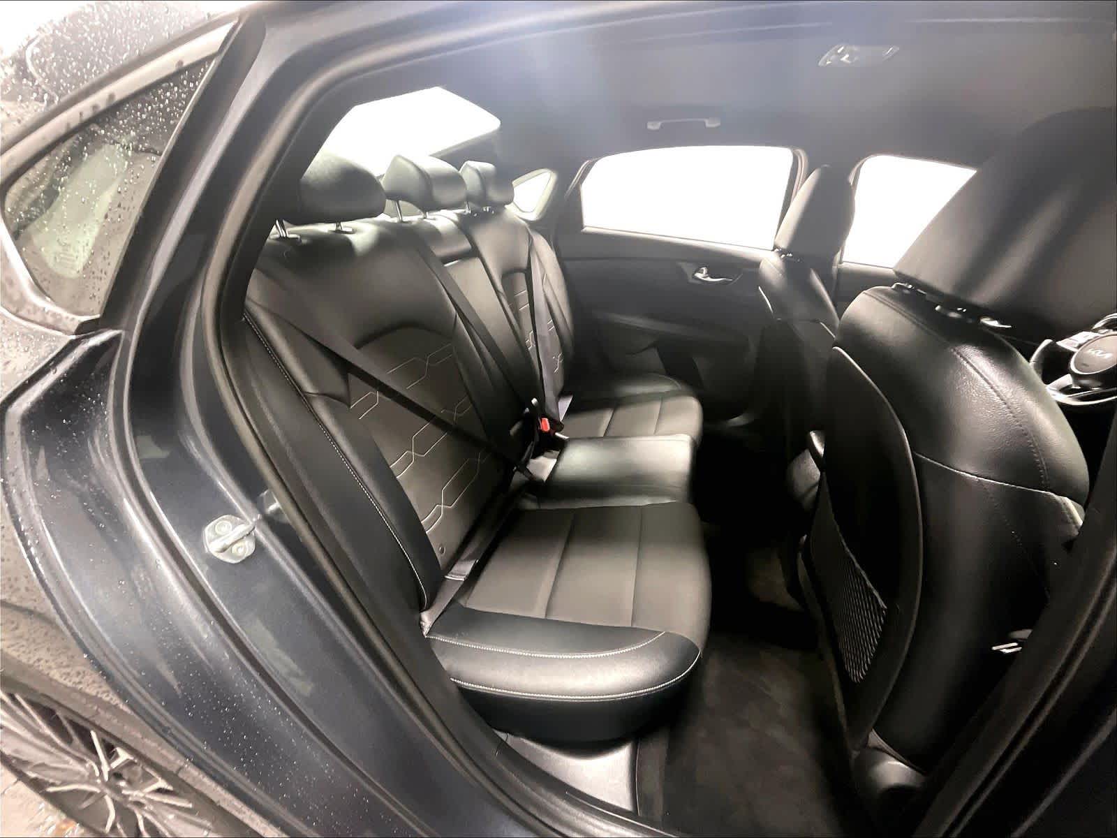 2023 Kia Forte GT-Line - Photo 16