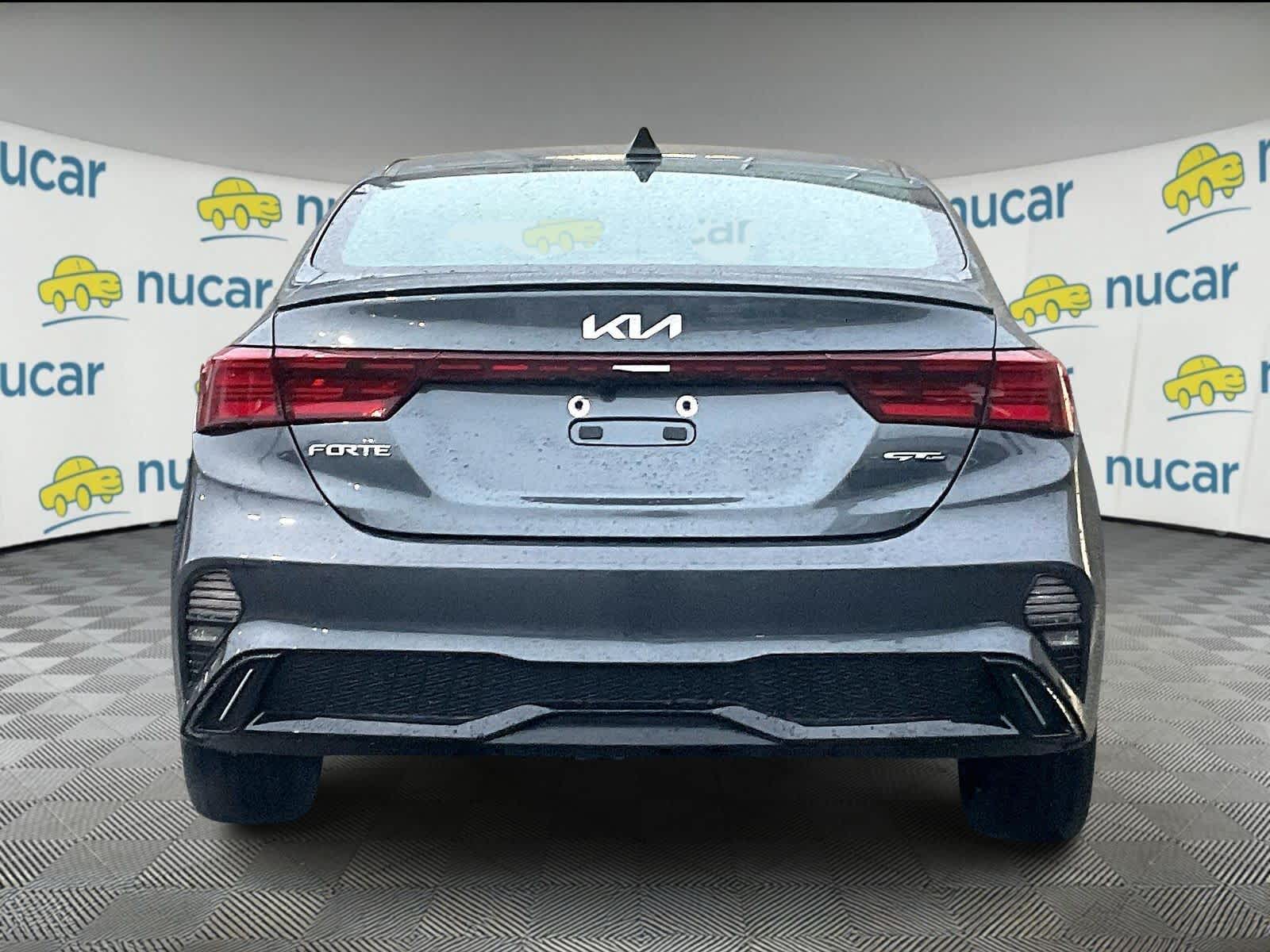2023 Kia Forte GT-Line - Photo 5