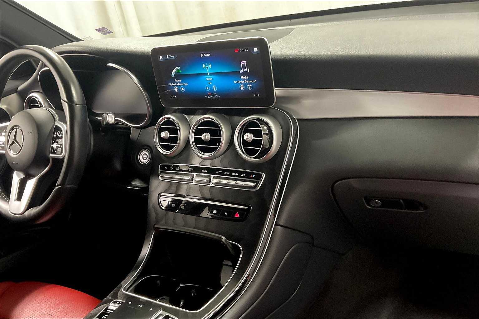 2022 Mercedes-Benz GLC GLC 300 - Photo 14