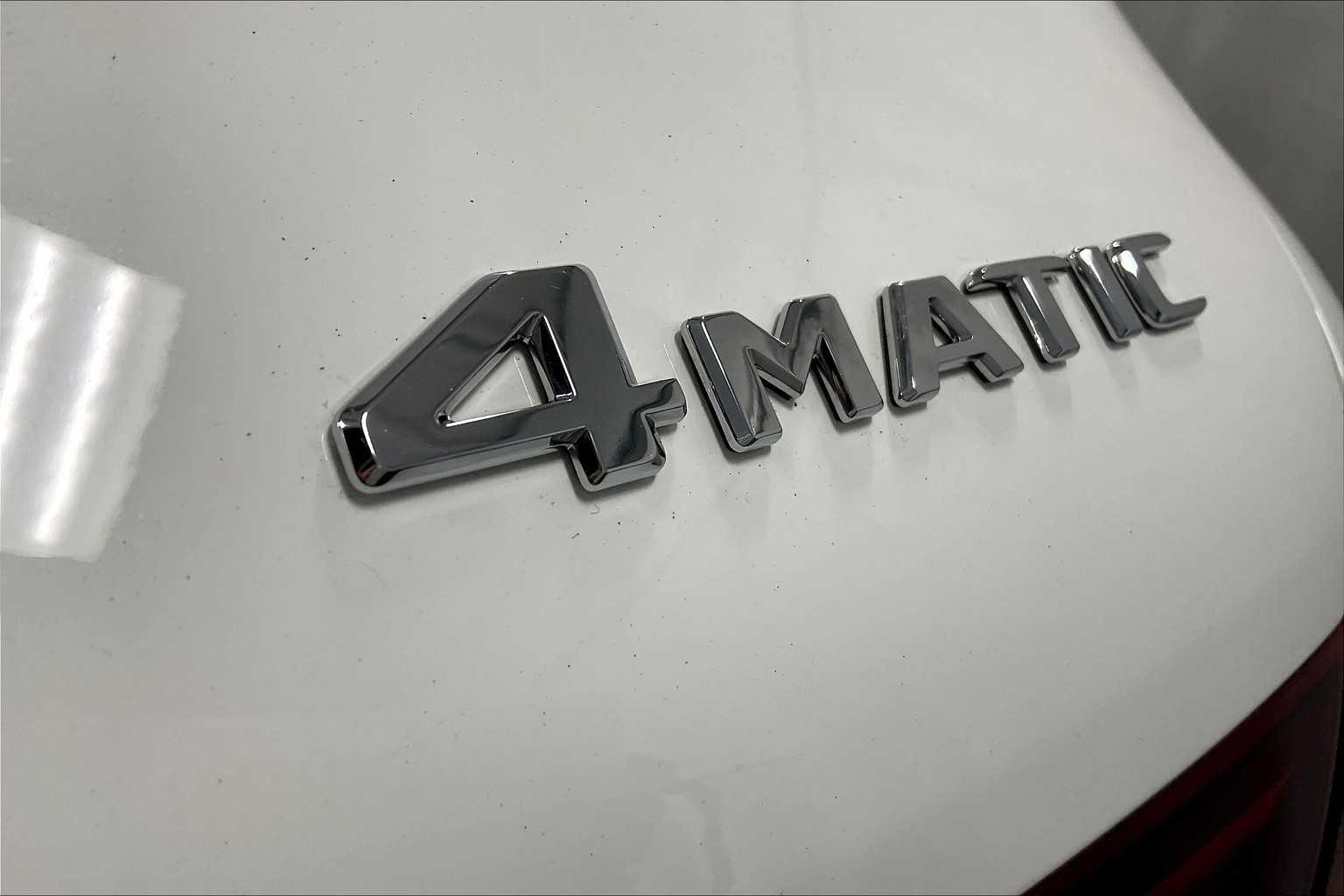 2022 Mercedes-Benz GLC GLC 300 - Photo 30