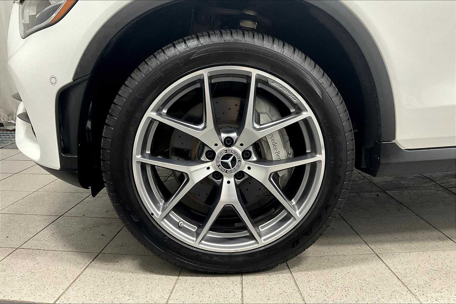 2022 Mercedes-Benz GLC GLC 300 - Photo 7