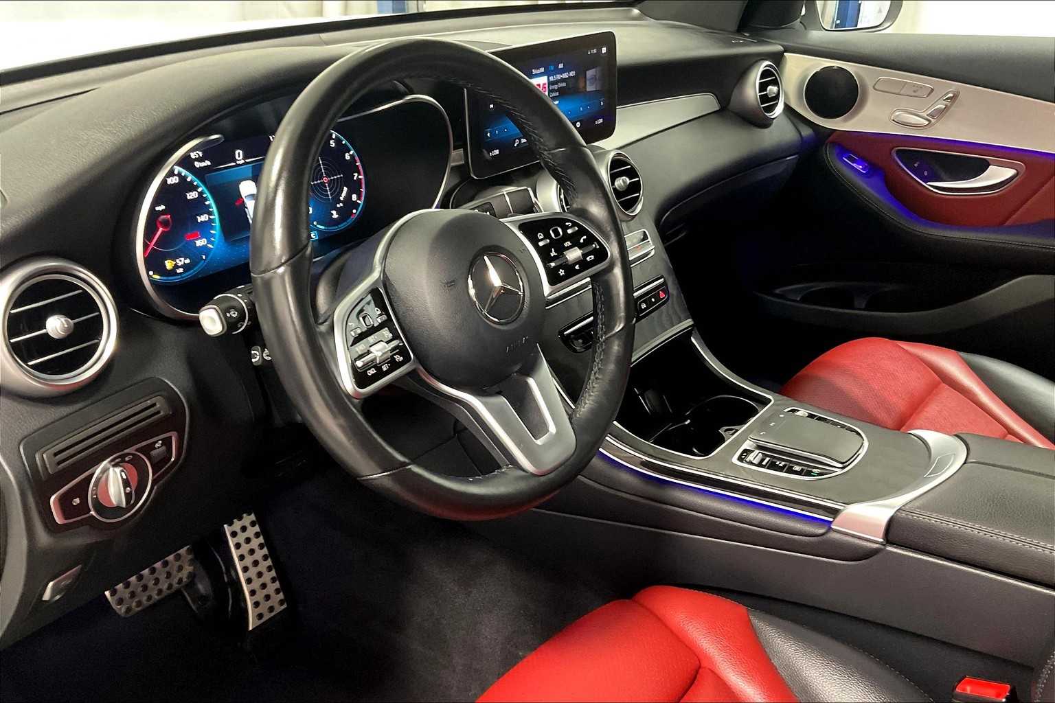 2022 Mercedes-Benz GLC GLC 300 - Photo 8