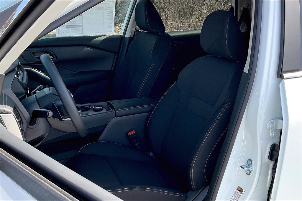 2025 Nissan Rogue S - Photo 11