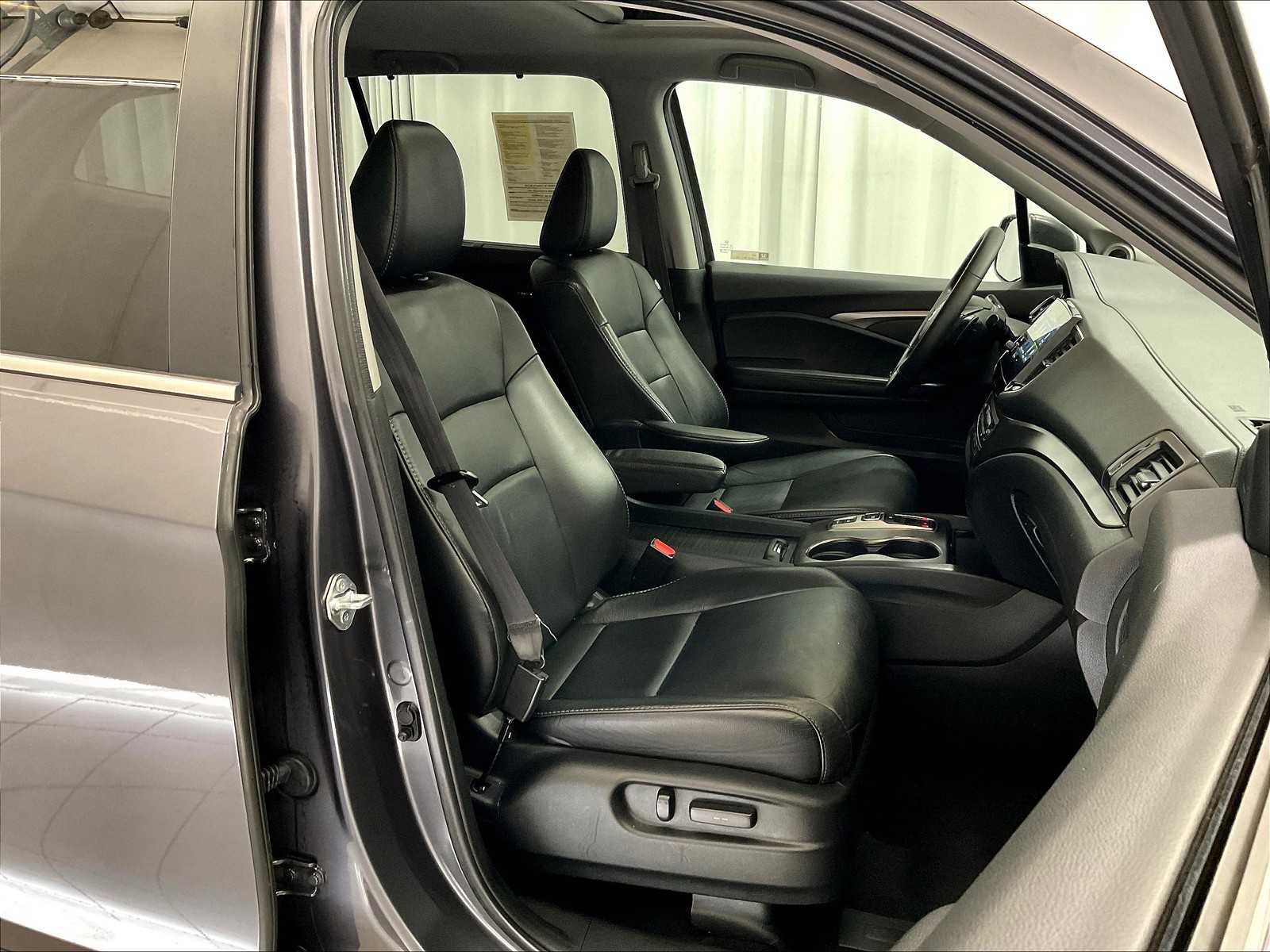 2022 Honda Pilot EX-L - Photo 11