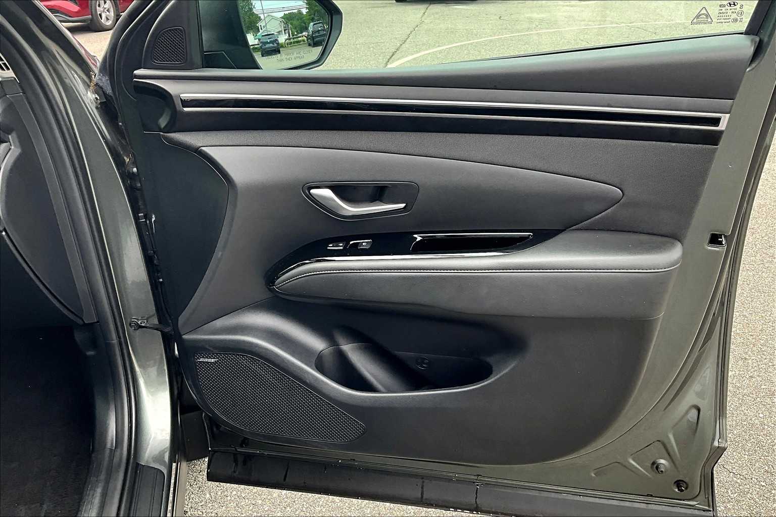 2022 Hyundai Tucson Limited - Photo 12