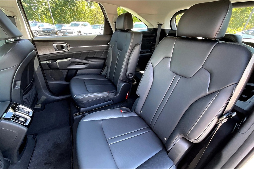 2025 Kia Sorento X-Line SX - Photo 15