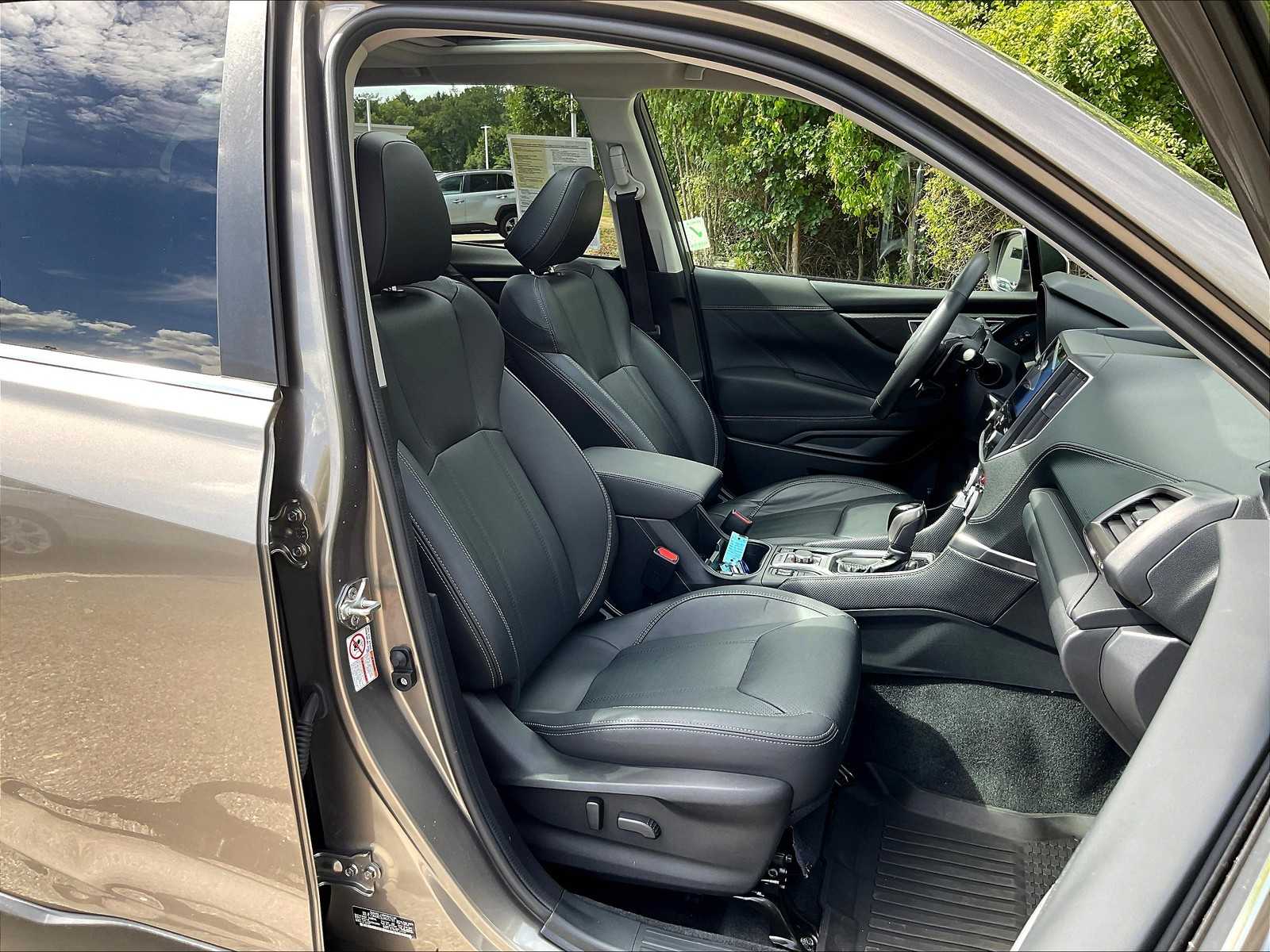 2020 Subaru Forester Touring - Photo 11
