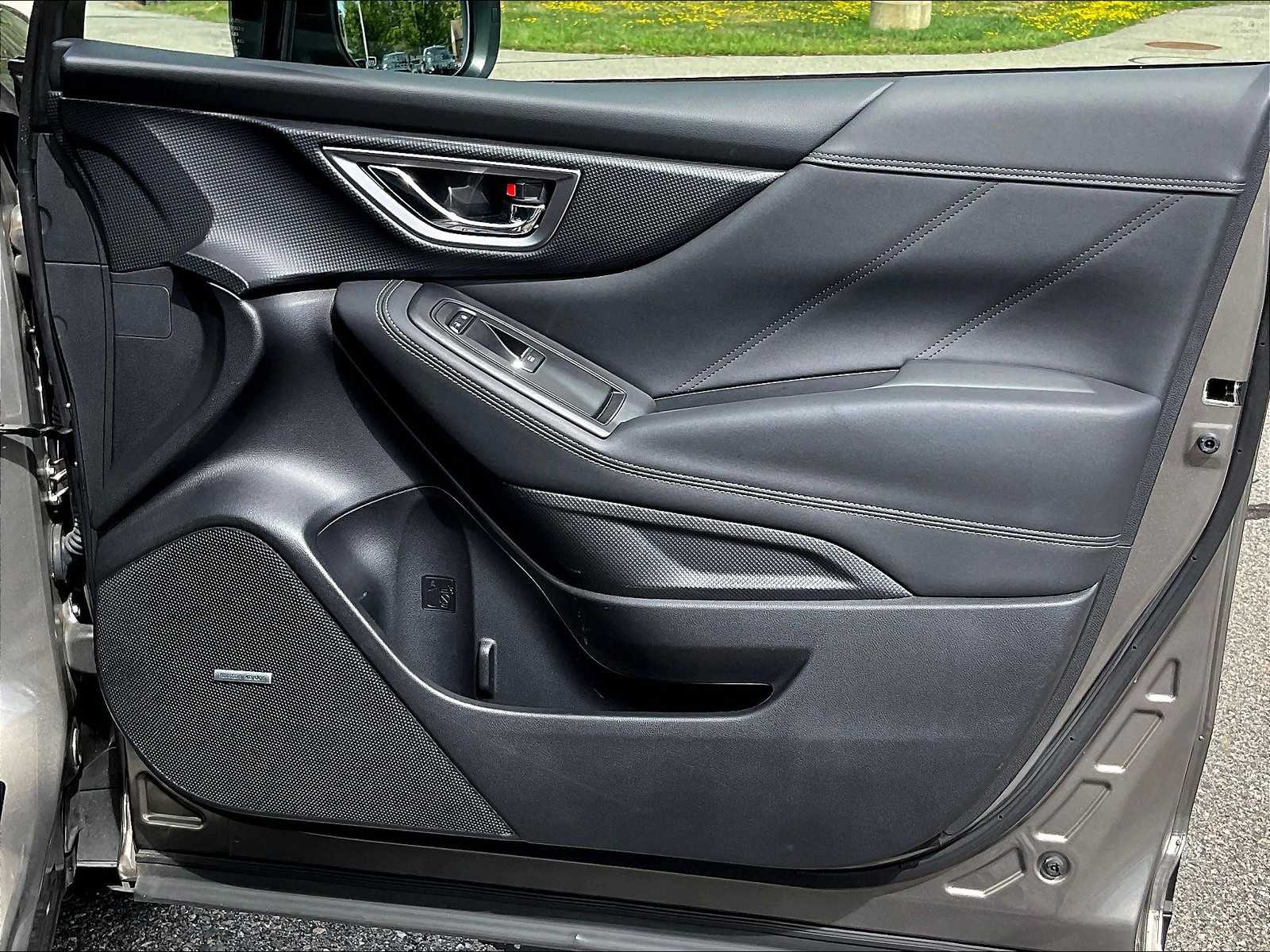 2020 Subaru Forester Touring - Photo 12