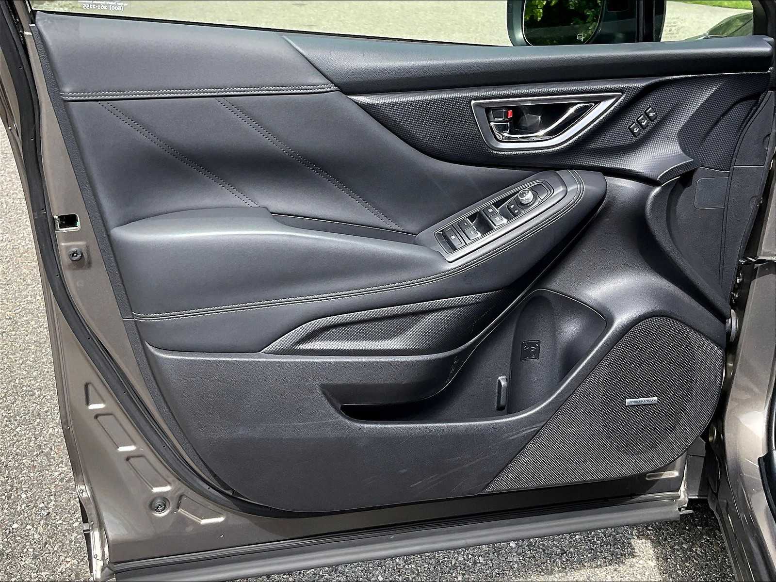 2020 Subaru Forester Touring - Photo 9