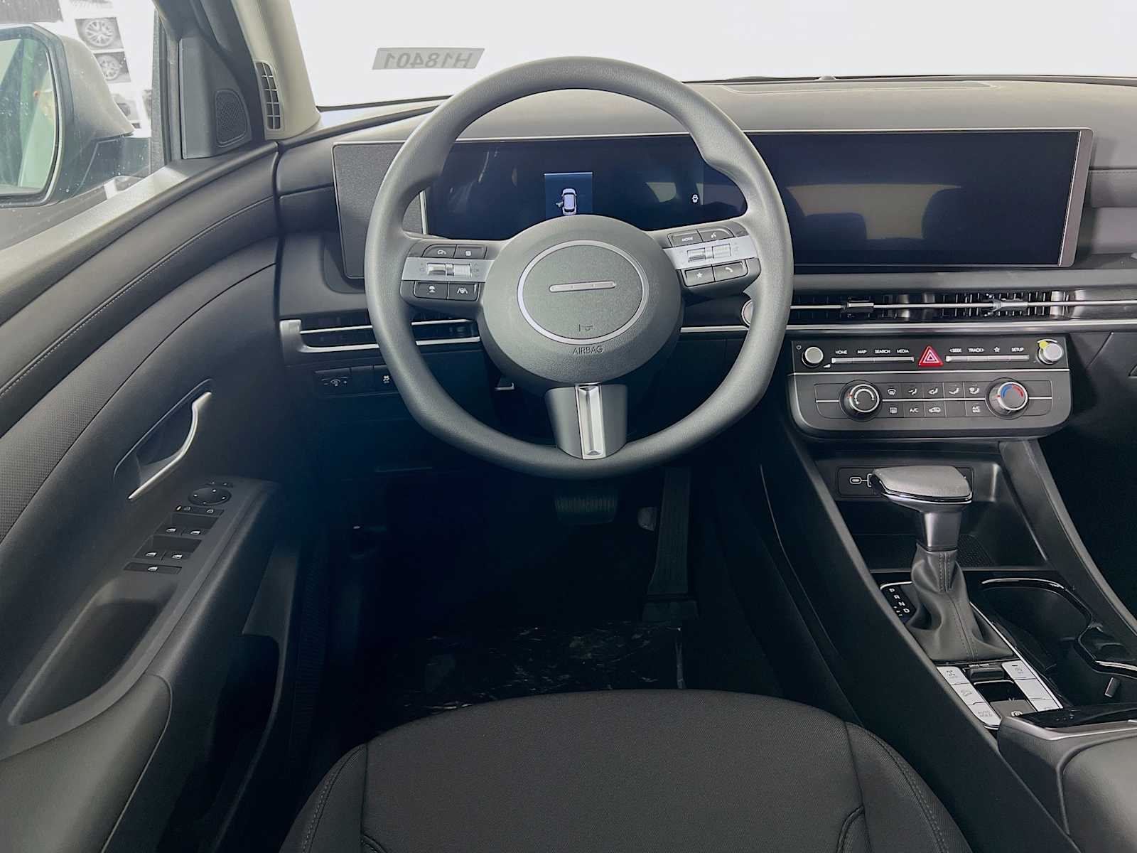 2026 Hyundai Tucson SE - Photo 14
