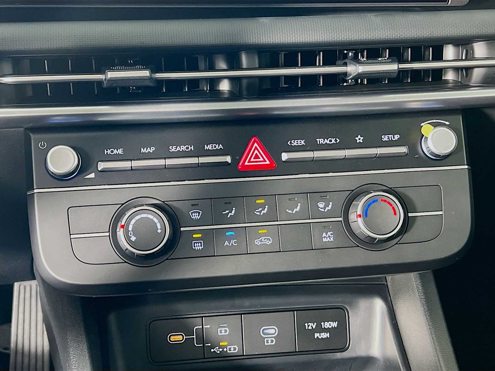 2026 Hyundai Tucson SE - Photo 10