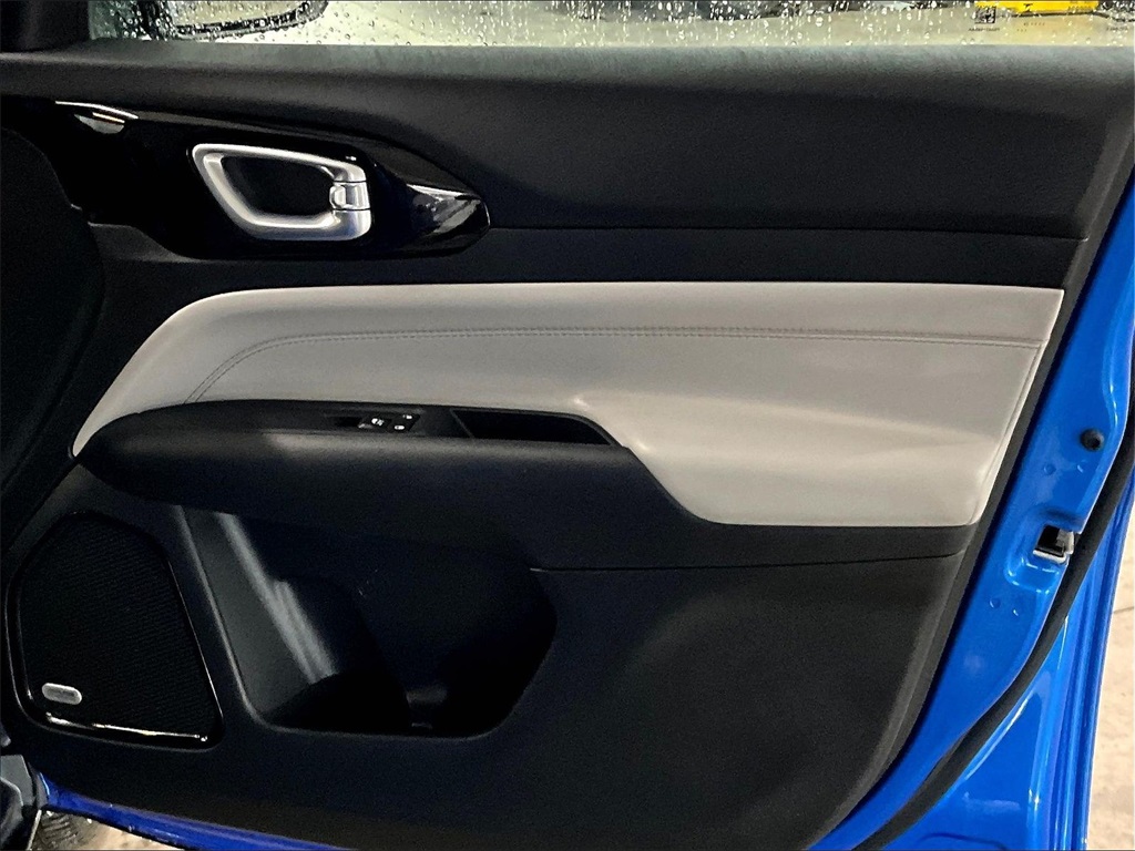 2024 Jeep Compass Limited - Photo 12